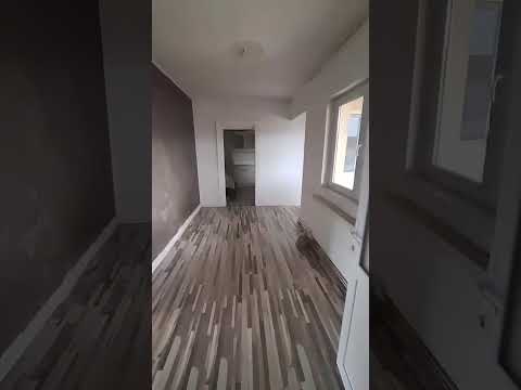 Apartament 3 camere spatios, etaj 1, zona Grivitei, cu garaj, beci si terasa — Video