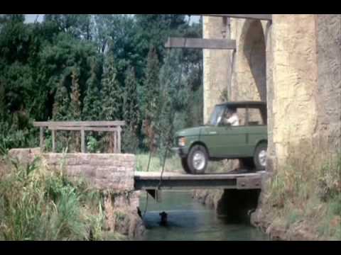 Clouseau crossing the moat