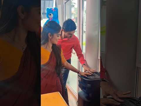 Ron Soya - DJ කරන Hasarali Adesh 😁😁 #shorts #shortsyoutube #viral #ronsoya