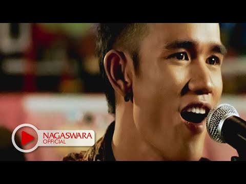 Sembilan - Cemara (Official Music Video NAGASWARA) #music