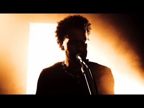 CHRISTIAN KURIA - PARADIGM (LIVE)