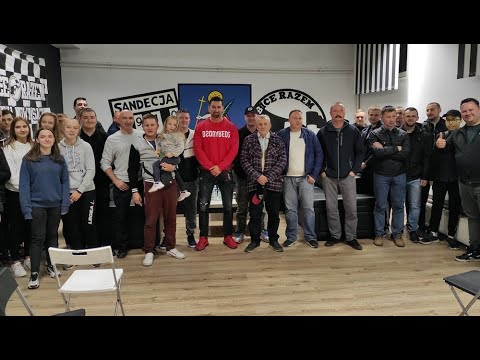 2021-10-21 Spotkanie trenera Dariusza Dudka z kibicami Sandecji