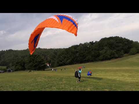 Paragliding Basic Course / Gleitschirmfliegen Grundkurs - Flugschule Erlau