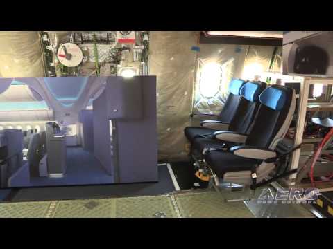 Aero-TV: Oshkosh 2011 - Boeing's Dreamliner Arrives At Airventure
