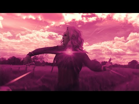 Running Up That Hill - Tim Tonic feat. Elke Winter • (Kate Bush Cover)