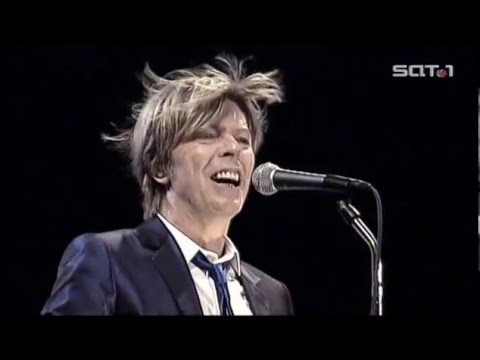 David Bowie – I've Been Waiting For You (Live Berlin 2002)