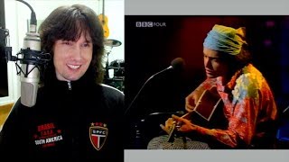 British guitarist reacts to Ry Cooder&#39;s soulful EASY laid back groove!