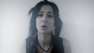 Sandra Szabo - Broken