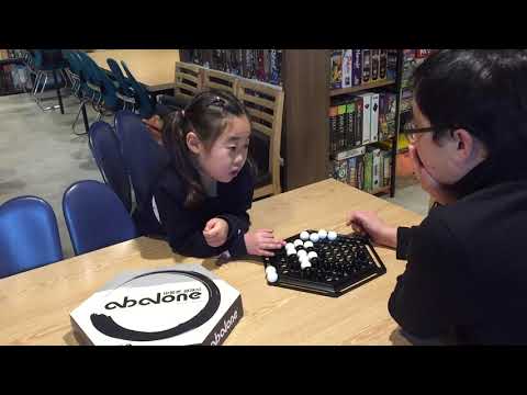 여덟살 태림이와 보드게임 아발론 하기