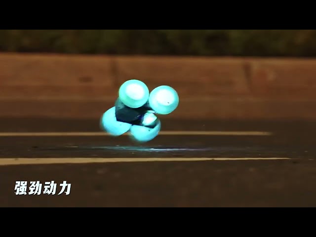 سيارة كهربائية تعمل بجهاز تحكم عن بعد بقوة 2.4 جيج...