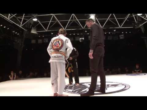 Derek De Lima VS Lewis Charlesworth @Tuff Invitational 4