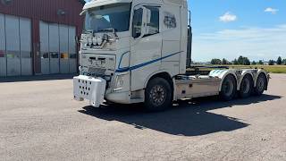 Volvo FH540 hook lift truck | Image 4 - Autoline