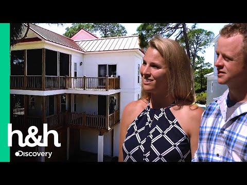 Adam y Whitney buscan la casa soñada en la playa | Playa,  dulce hogar | Discovery H&H