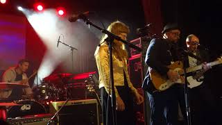 White Wine &amp; Fried Chicken - Alexis Taylor feat. John Paul Jones