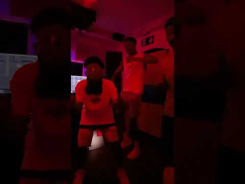 Weezy leezy ft Radical everybody need somebody