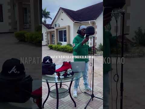 Young Lunya Ft Country Wizzy - Way Back Remix