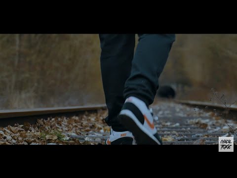 Moonr1 - Je gamberge (Clip officiel)