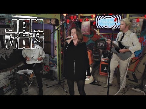 THE FONTAINES - "Paul Newman" (Live at JITV HQ in Los Angeles, CA) #JAMINTHEVAN