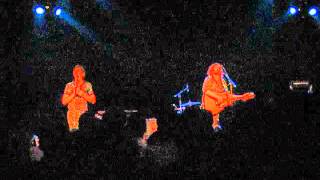 The Drones - Sixteen Straws (live at the Metro Theatre, Sydney, 29th October 2011).avi