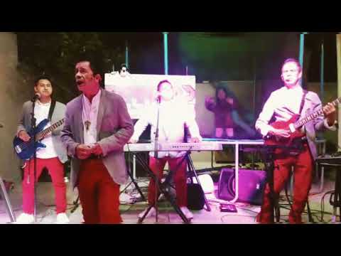 Flores para mí amor- grupo Los Recuer2