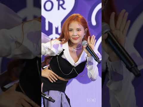 220206 PRETZELLE INC - READY OR NOT? @ Idol Exchange Before Valentine Day, MBK Center [Fancam 4K60p]