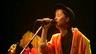 Video thumbnail of "Tøsedrengene - Indianer (Live 1985)"