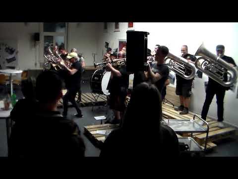 Brassmassacre, Luzern @ Gugg ä Cup 2018 (Bulls on parade, RATM)