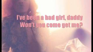 Rihanna - Roc Me Out [Lyrics]