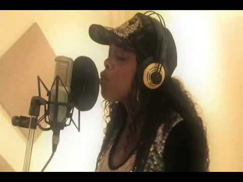 MC NEM   TODA LINDA {CLIPE OFICIAL}