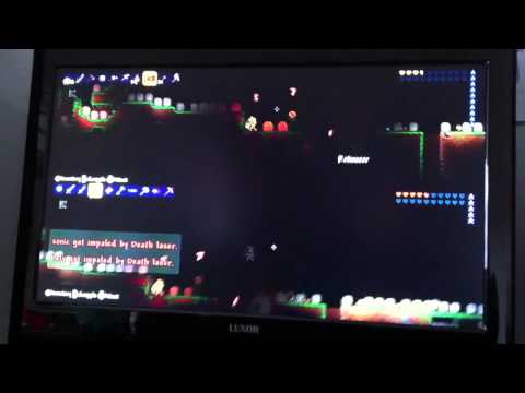 Terraria defeating the twins (Xbox 360