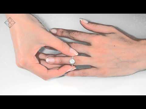 Diamond 0.80ct and 18K White Gold Cluster Ring - FT61