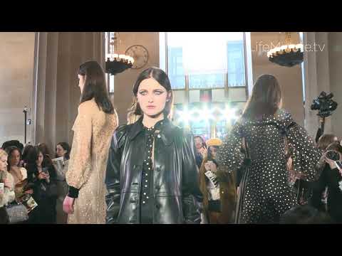 Celeb Stylist Tara Swennen’s Fashion Must Haves