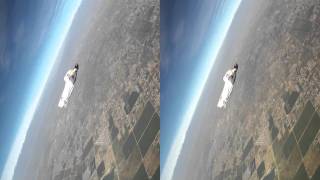 Roberta Mancino flying wing-suit in 3D