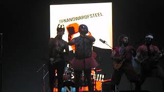 Kadr z teledysku La Marcia Su Piazza Grande tekst piosenki Nanowar of Steel