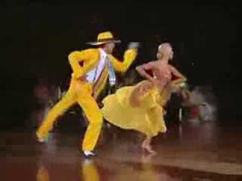 Robin Thicke feat T I + Pharrell - Blurred Lines (Quickstep)