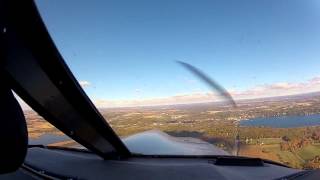 preview picture of video 'Flying over Lake Geneva'