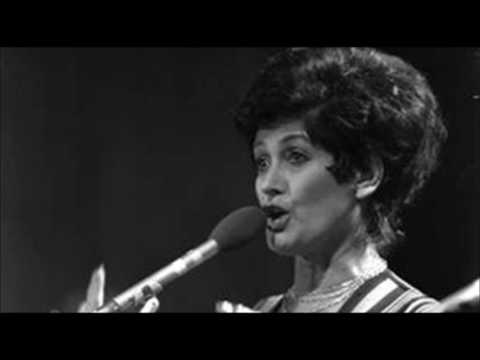 Video thumbnail for Sisu Vesimchu - שישו ושמחו