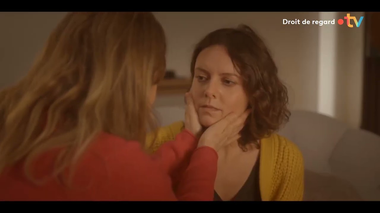 Miniature de la vidéo Droit de regard du film Droit de regard