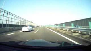 preview picture of video 'a scud after a jam on Meishin Express Way in Nagoya, Japan　名神高速事故渋滞'