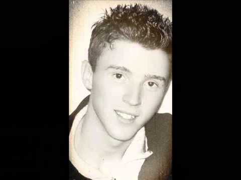 Gheorghi Godina - Esti Perfecta