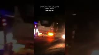 Download lagu STORY WA KATA KATA VERSI TRUK CABE JAM MEPET #trukmodifikasi #quotes #shorts mp3