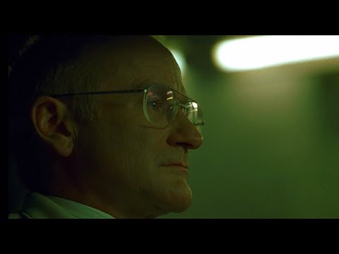One Hour Photo - Diner and tunnel drive scene