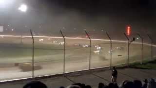 preview picture of video 'Portsmouth Raceway Park Modified Feature'