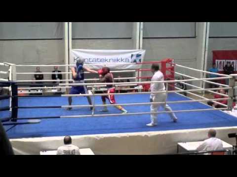 Ville Hukkanen, FIN (sin) vs Glodi Eneste, NOR (pun)