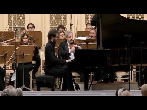 Alexandre Kantorow - Saint-Saëns Piano Concerto No.5 "Egyptian" (III movement)