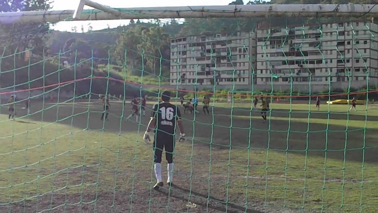 PEÑAROL ATAJADA DE ALEJANDRO RIVAS ANTE CARACAS FC 2012 THE BEST GOALKEEPER SAVES