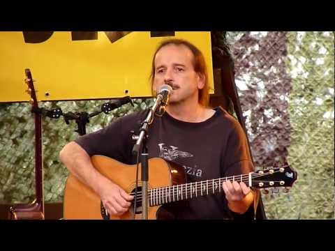 Holky z Utopie - Vlasta Redl