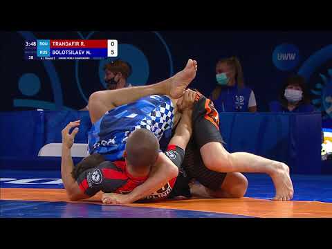 Round 2 Men's GP No-Gi - 58 kg: R. TRANDAFIR (ROU) v. M. BOLOTSILAEV (RUS)