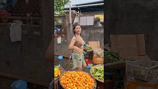 A glimpse of morning market scenes in Malabon City, Philippines. #walkingtour #philippinecity