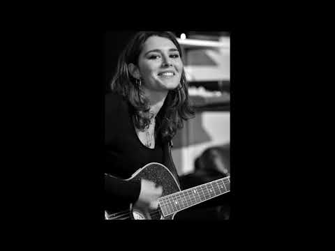 Bella Estelle - Blurred Vision